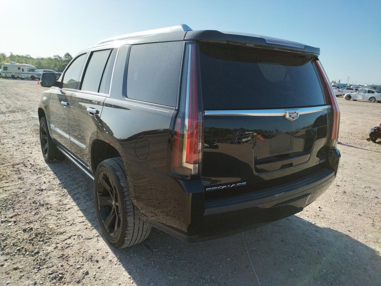 Photo 3 from auction – 2015 CADILLAC ESCALADE P with VIN 1GYS3NKJ9FR742883