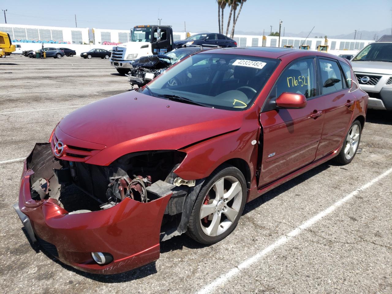 Photo 2 from auction – 2006 MAZDA 3 HATCHBAC with VIN JM1BK344161459350