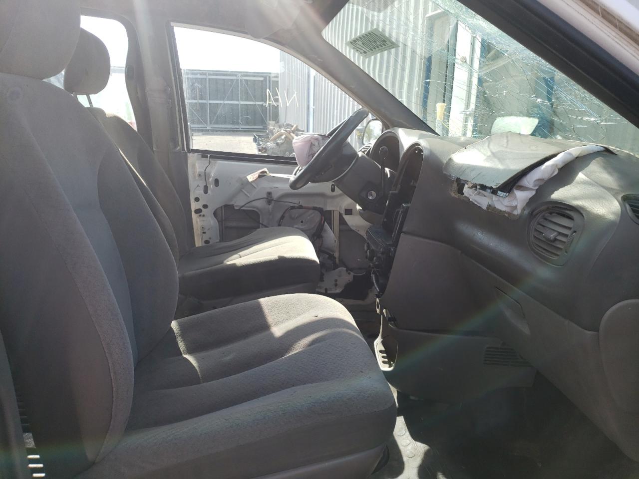 Photo 5 from auction – 2003 DODGE CARAVAN C/ with VIN 1D4GP21353B334874