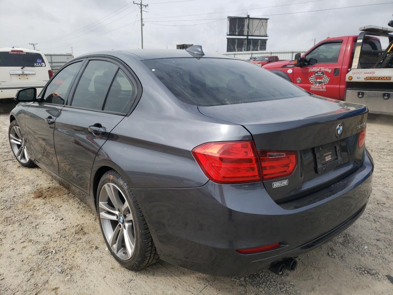 Photo 3 from auction – 2014 BMW 328 I with VIN WBA3A5G56ENP30141