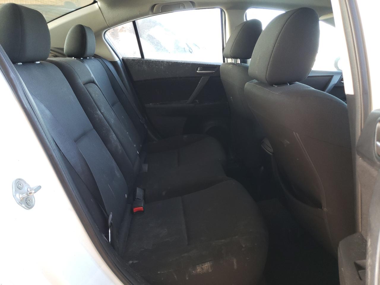 Photo 6 from auction – 2010 MAZDA 3 I with VIN JM1BL1SG6A1320984