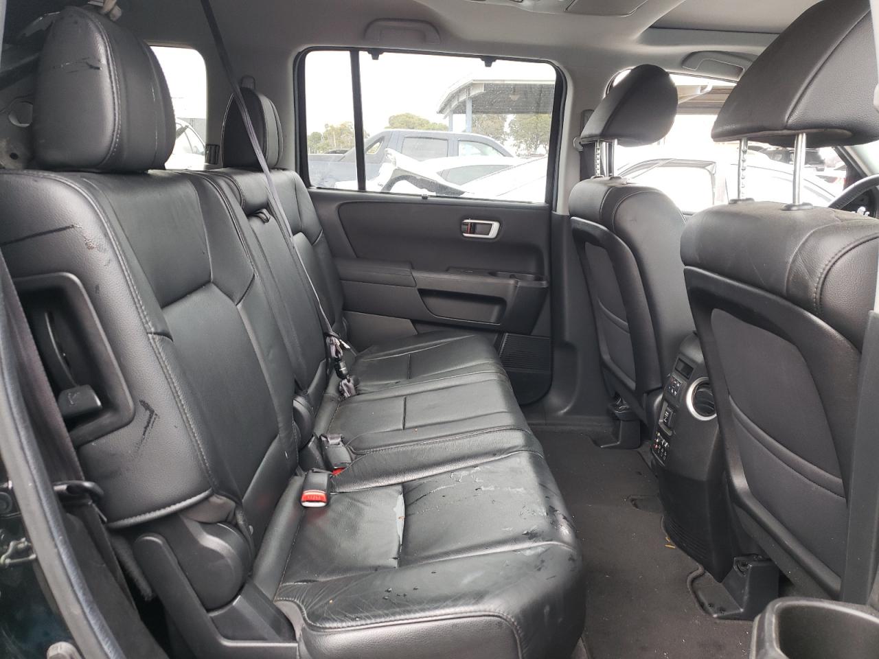 Photo 6 from auction – 2012 HONDA PILOT TOUR with VIN 5FNYF4H9XCB065617