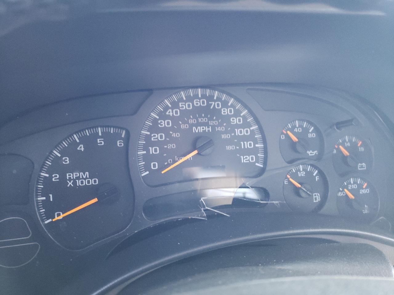 Photo 8 from auction – 2004 CHEVROLET SILVERADO with VIN 2GCEK13TX41409998