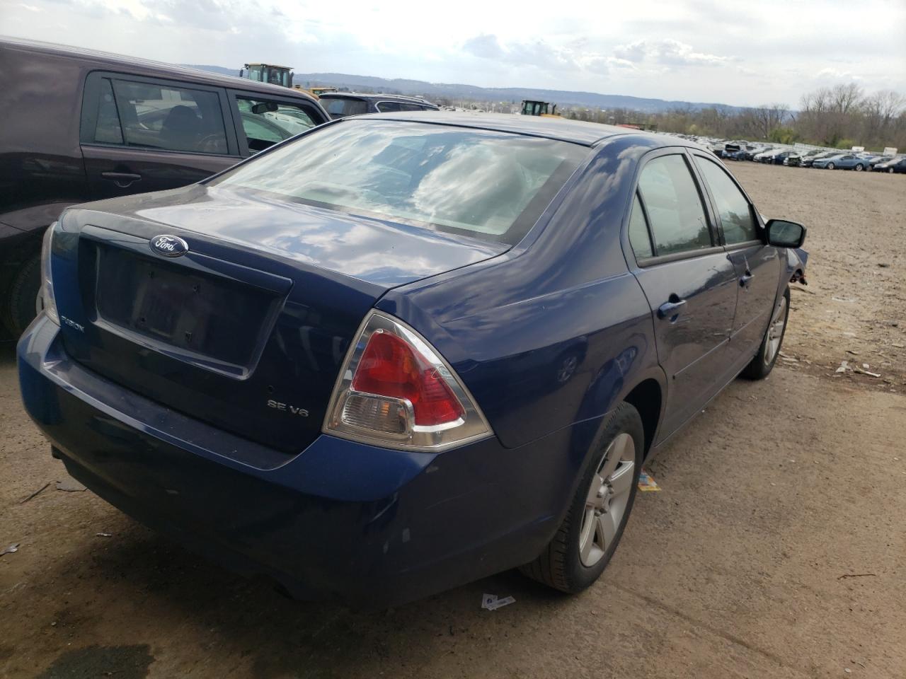 Photo 4 from auction – 2007 FORD FUSION SE with VIN 3FAHP07187R109092