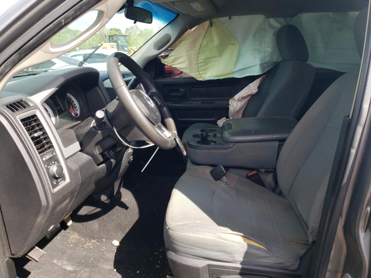 Photo 5 from auction – 2013 RAM 1500 ST with VIN 1C6RR6FP4DS523625