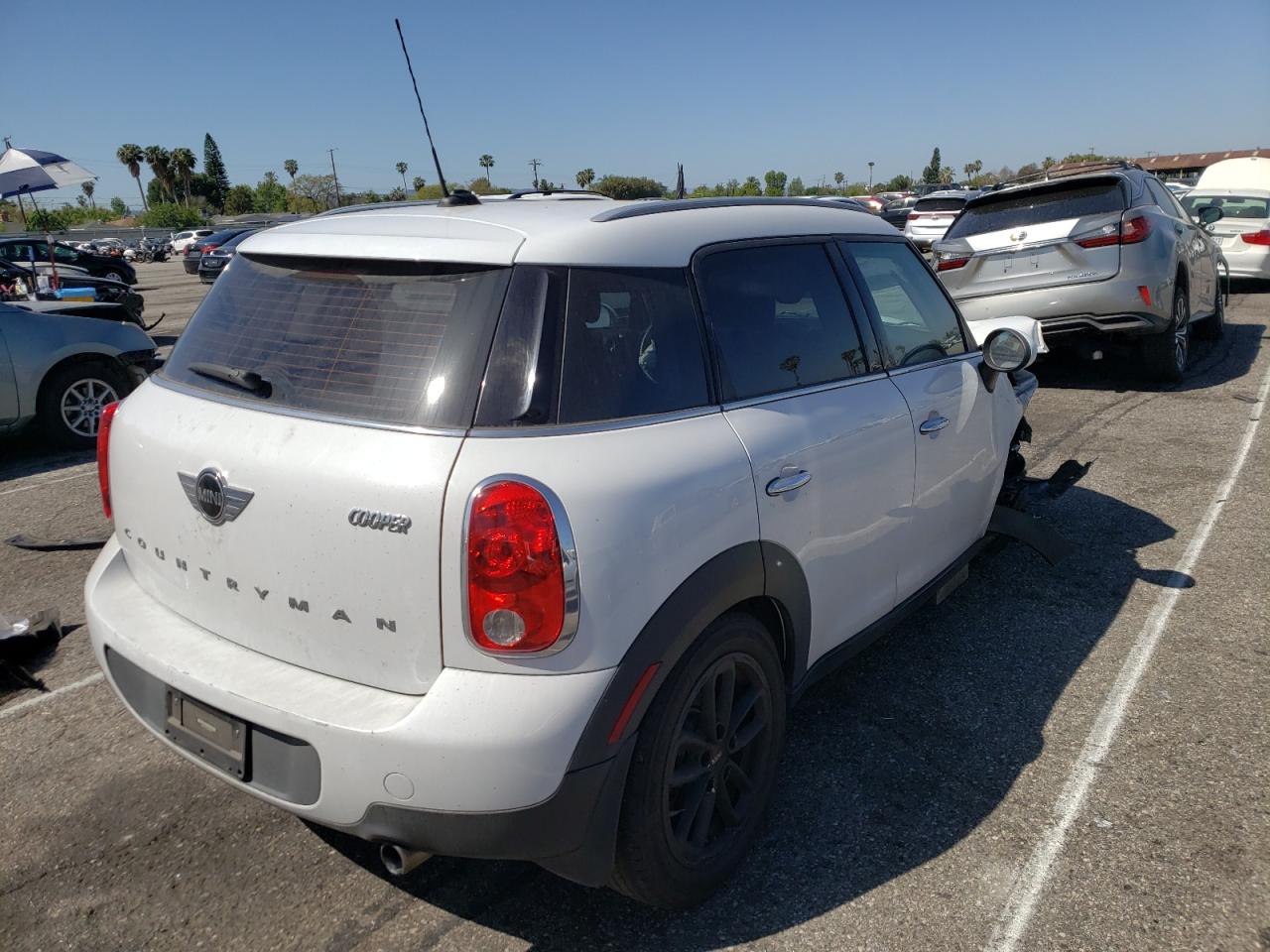 Photo 4 from auction – 2016 MINI COOPER COU with VIN WMWZB3C58GWR50010