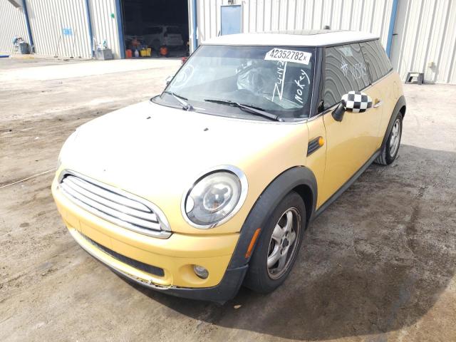 Photo 2 from auction – 2009 MINI COOPER with VIN WMWMF33599TW75587