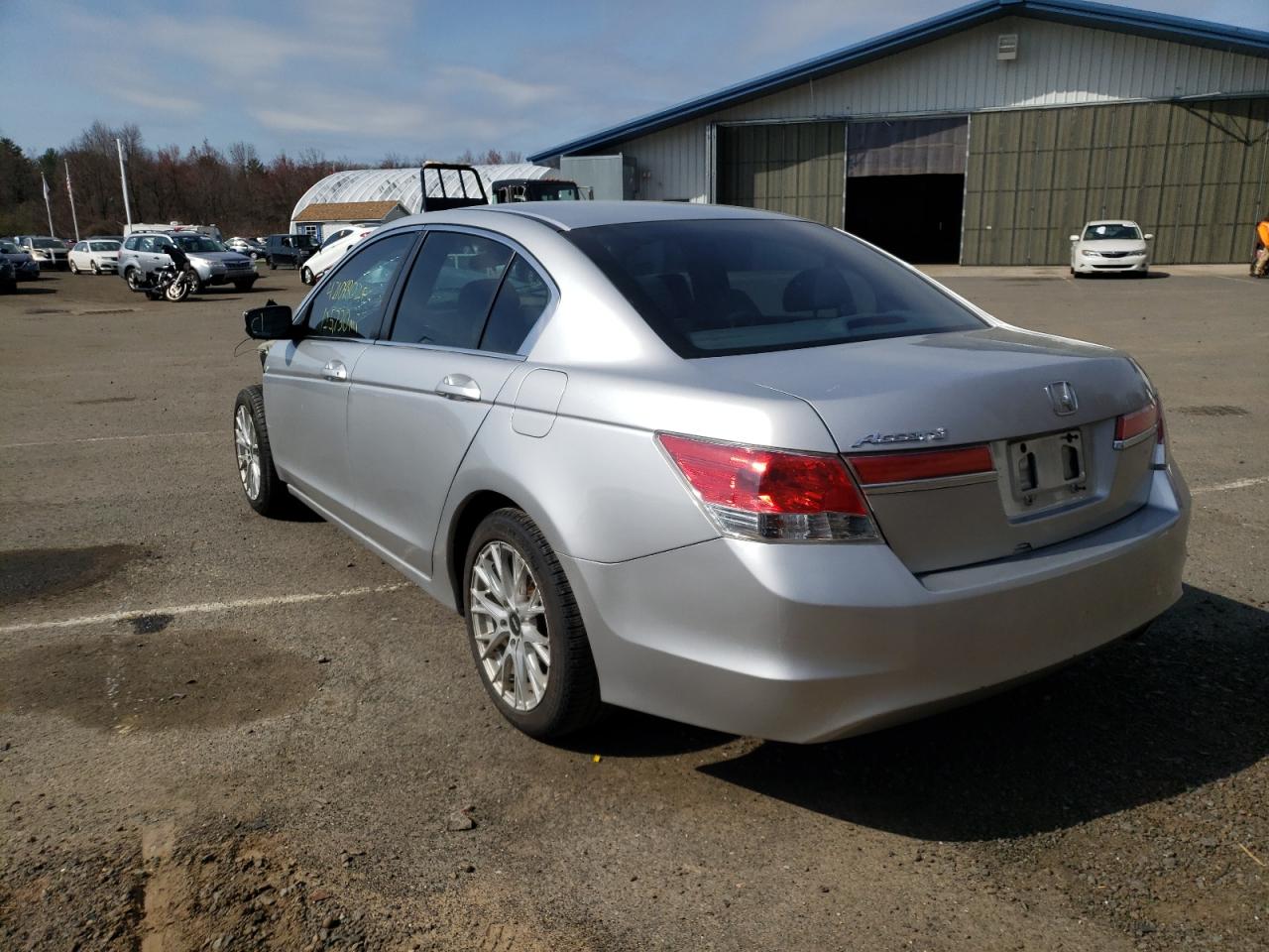 Photo 3 from auction – 2011 HONDA ACCORD LX with VIN 1HGCP2F33BA043834