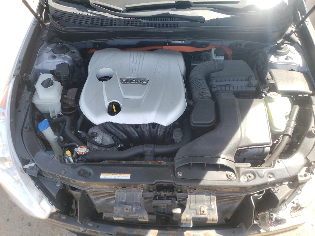 Photo 7 from auction – 2011 HYUNDAI SONATA HYB with VIN KMHEC4A40BA007187