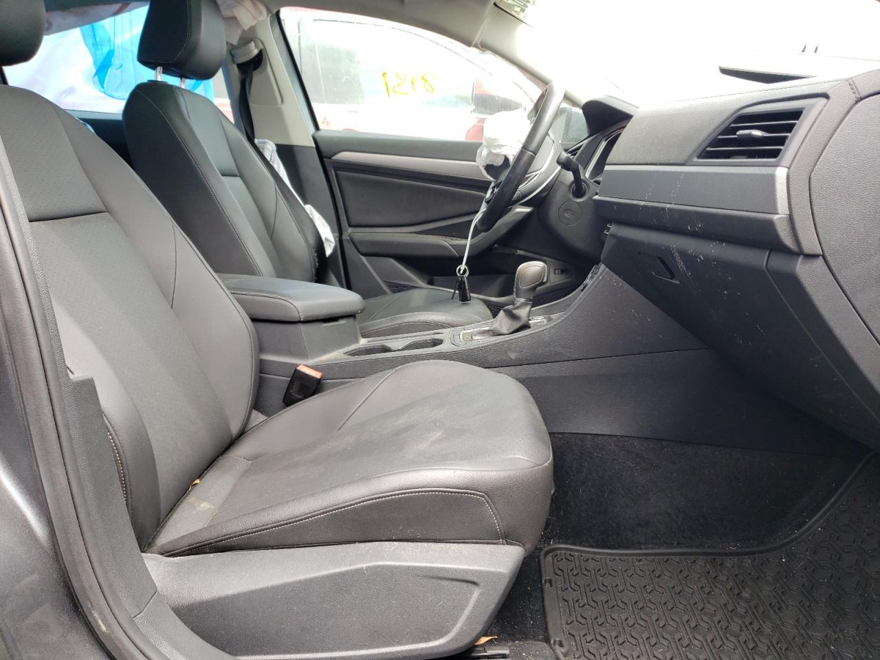 Photo 5 from auction – 2019 VOLKSWAGEN JETTA S with VIN 3VWC57BUXKM213428