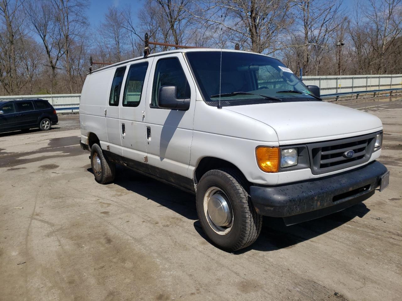 FORD ECONOLINE 2004 with VIN 1FTNE24WX4HA04128 - Photo from auction