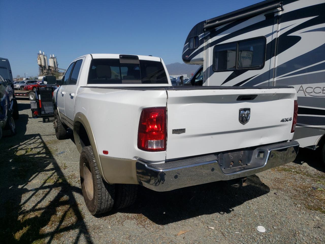 Photo 3 from auction – 2011 DODGE RAM 3500 with VIN 3D73Y4CL6BG521022