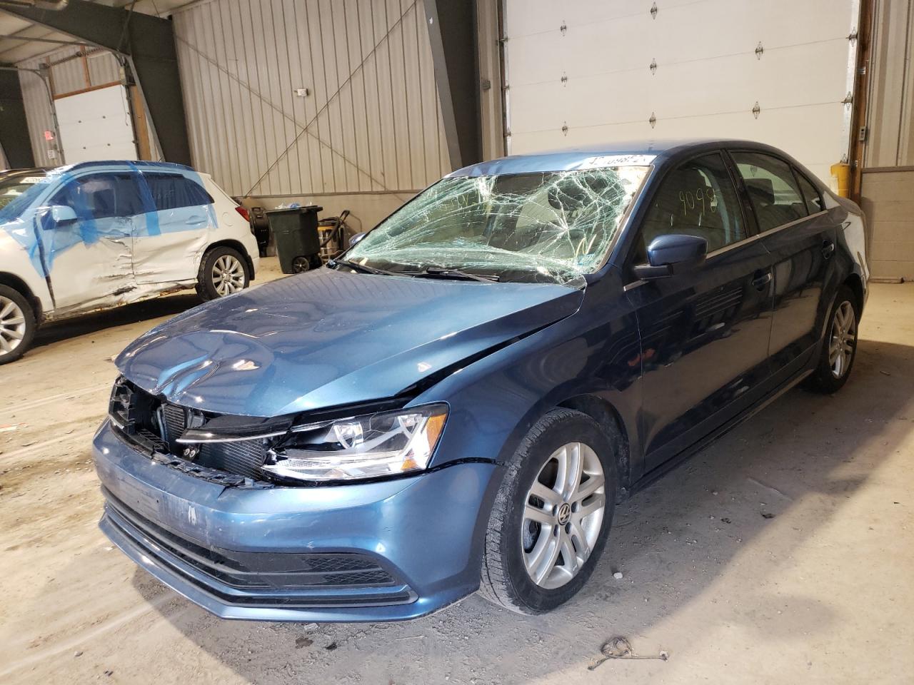 Photo 2 from auction – 2017 VOLKSWAGEN JETTA S with VIN 3VW2B7AJ3HM378449