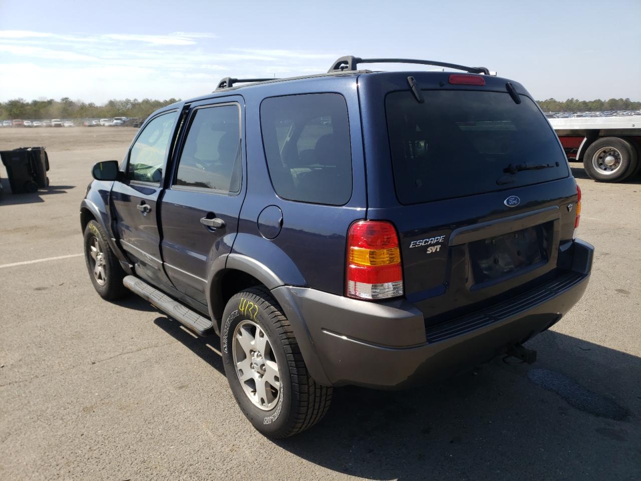 Photo 3 from auction – 2004 FORD ESCAPE XLT with VIN 1FMCU03154KB51654