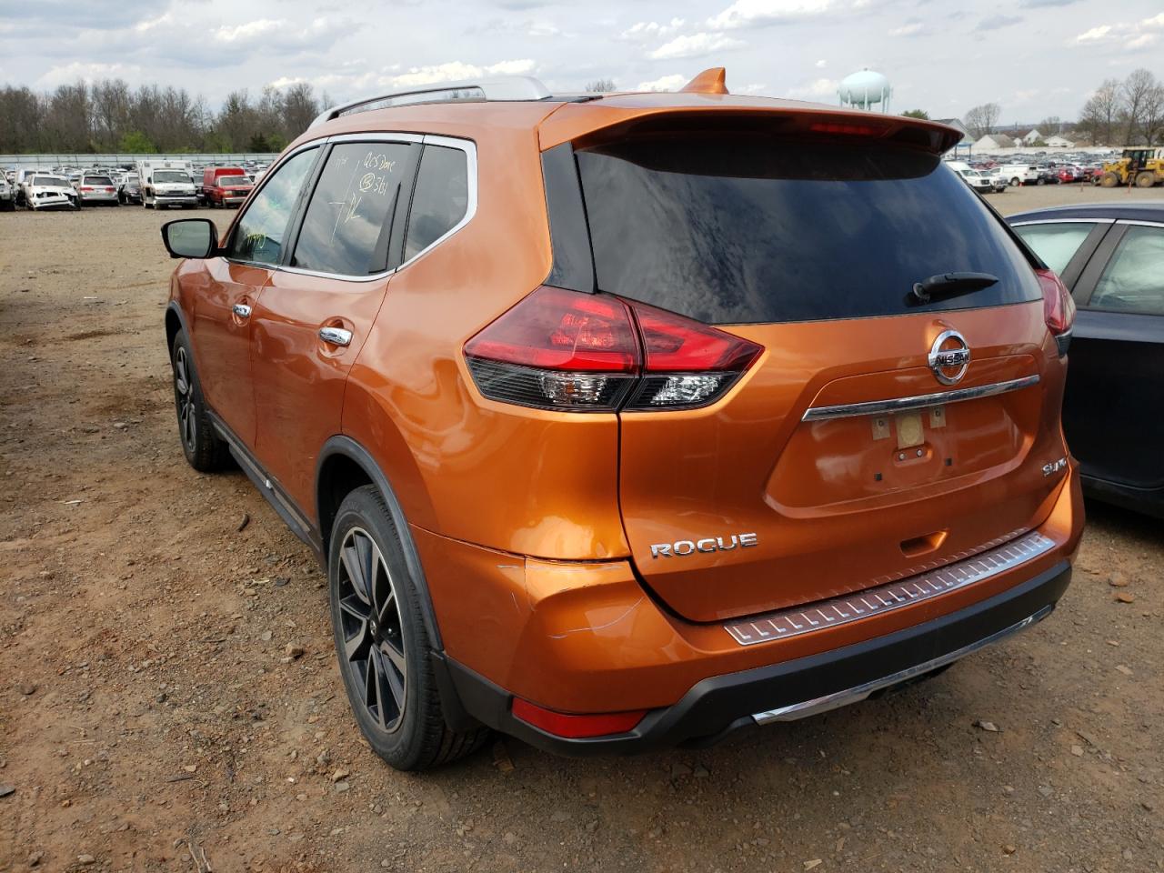 Photo 3 from auction – 2018 NISSAN ROGUE S with VIN JN8AT2MVXJW320992