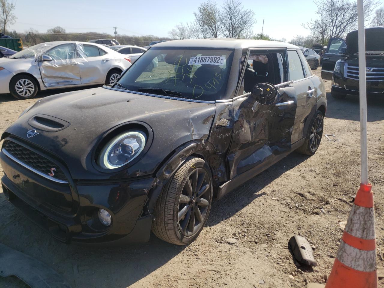 Photo 9 from auction – 2019 MINI COOPER S with VIN WMWXU3C54K2F51907