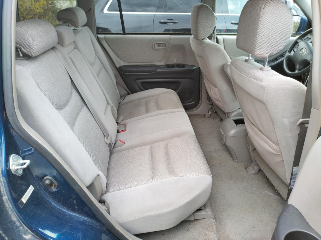 Photo 6 from auction – 2003 TOYOTA HIGHLANDER with VIN JTEHF21A530124902