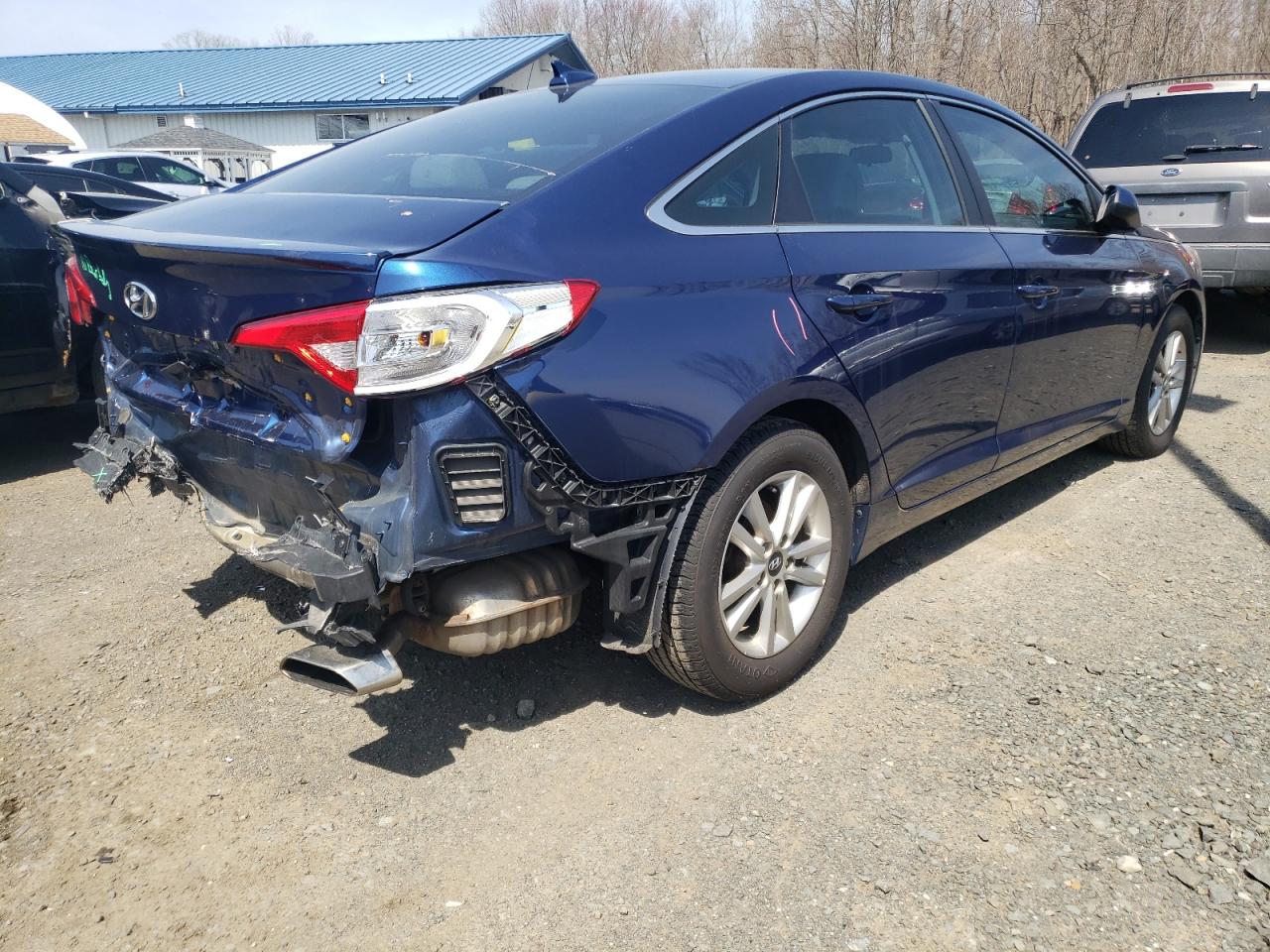 Photo 4 from auction – 2017 HYUNDAI SONATA SE with VIN 5NPE24AF2HH573572
