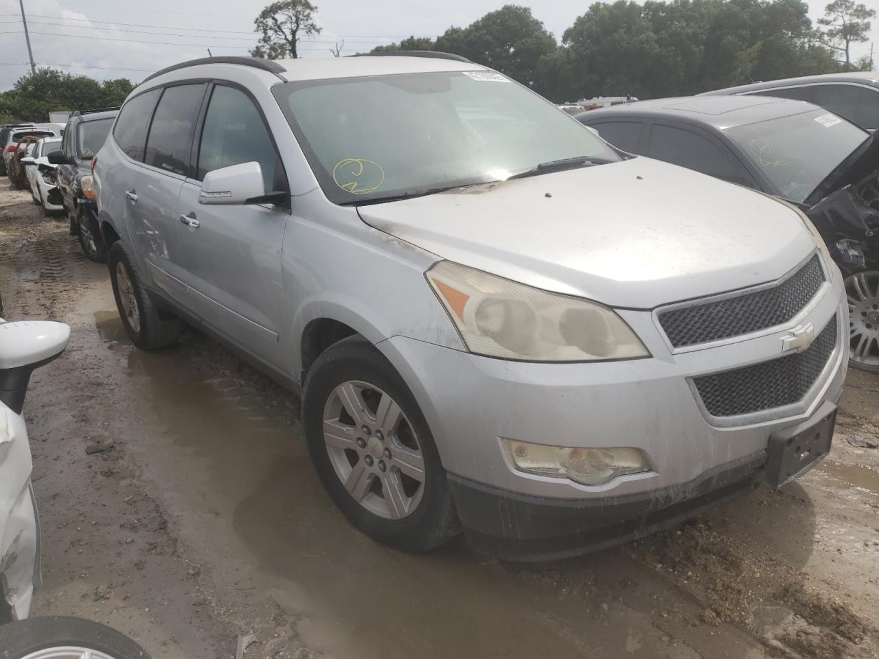CHEVROLET TRAVERSE L 2011 with VIN 1GNKRJED4BJ236963 - Photo from auction