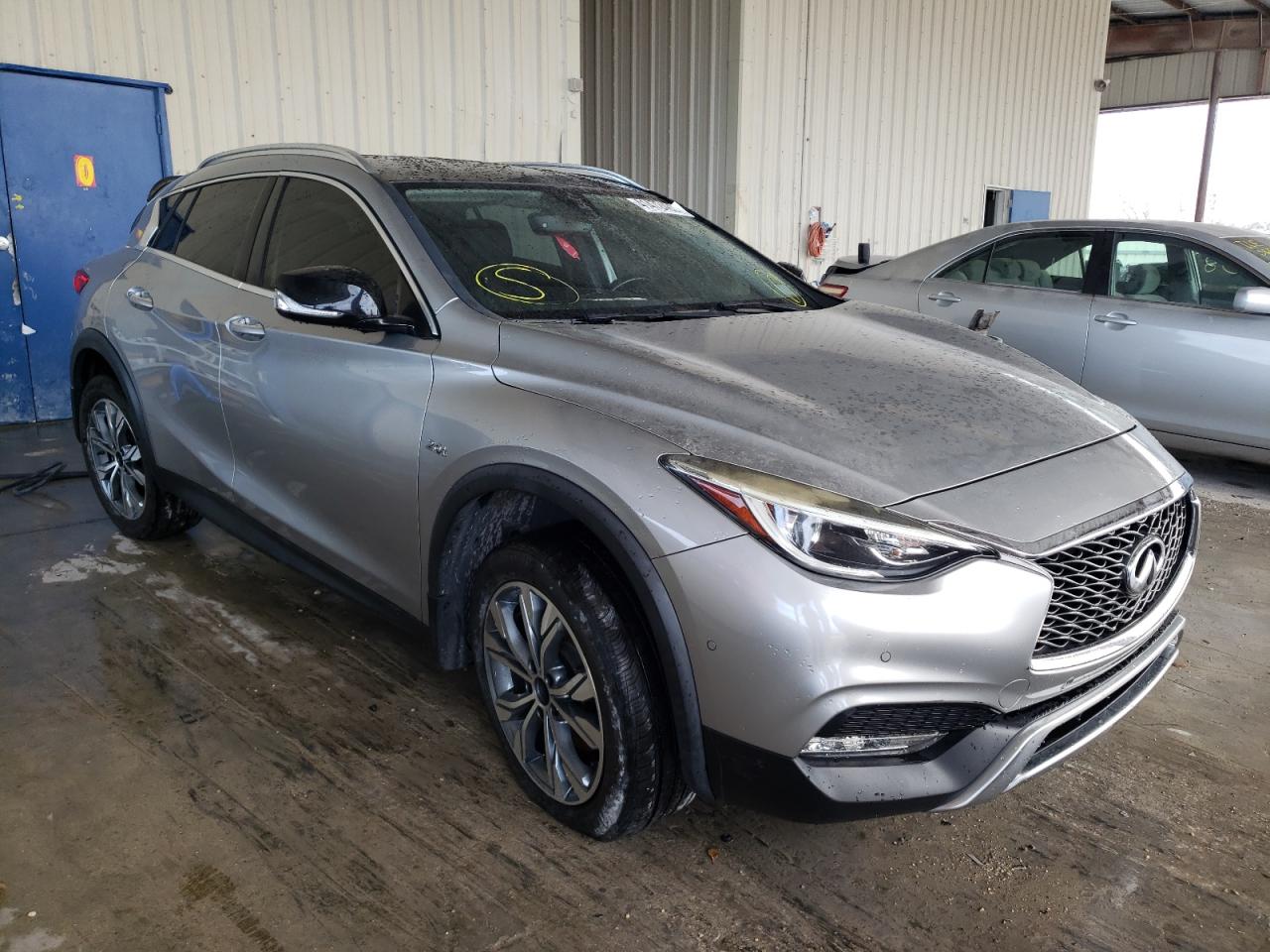 INFINITI QX30 BASE 2017 with VIN SJKCH5CR6HA020799 - Photo from auction