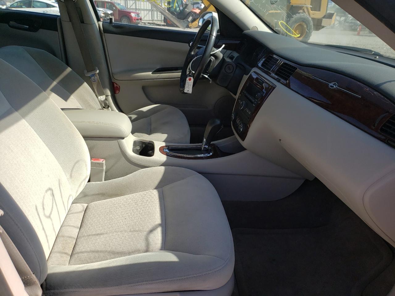 Photo 5 from auction – 2011 CHEVROLET IMPALA LT with VIN 2G1WG5EK4B1215930