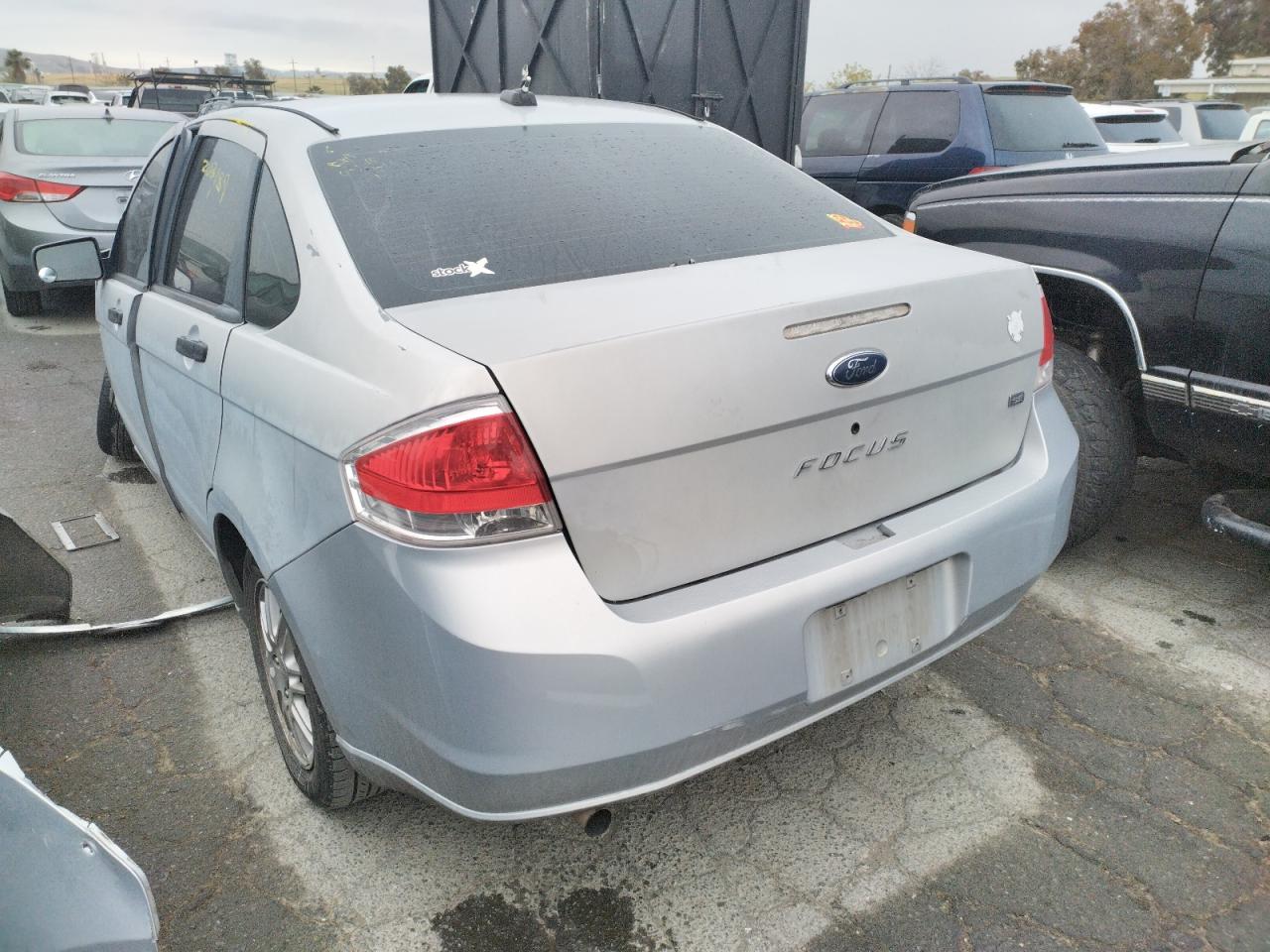 Photo 3 from auction – 2008 FORD FOCUS SE with VIN 1FAHP35N58W241197
