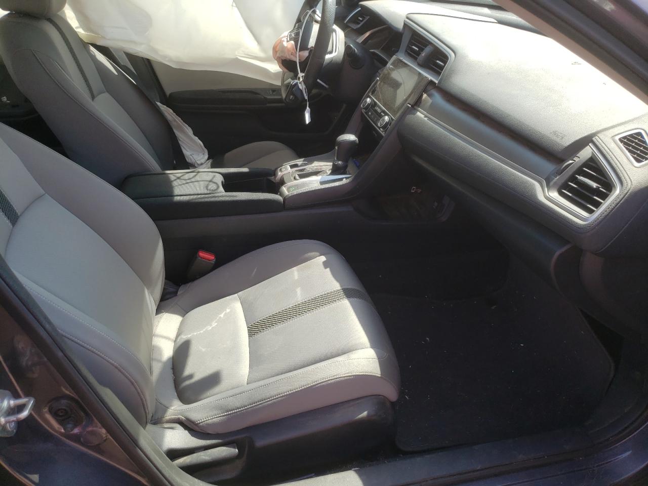 Photo 5 from auction – 2016 HONDA CIVIC EX with VIN 19XFC2F73GE222325