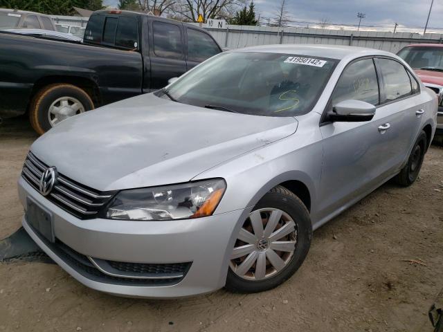 Photo 2 from auction – 2013 VOLKSWAGEN PASSAT S with VIN 1VWAP7A30DC145235