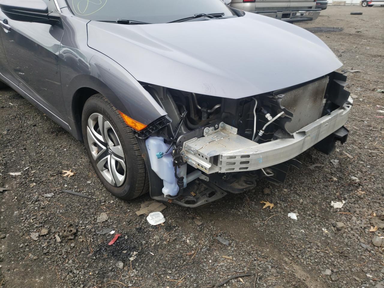 Photo 9 from auction – 2016 HONDA CIVIC LX with VIN 19XFC2F53GE233081