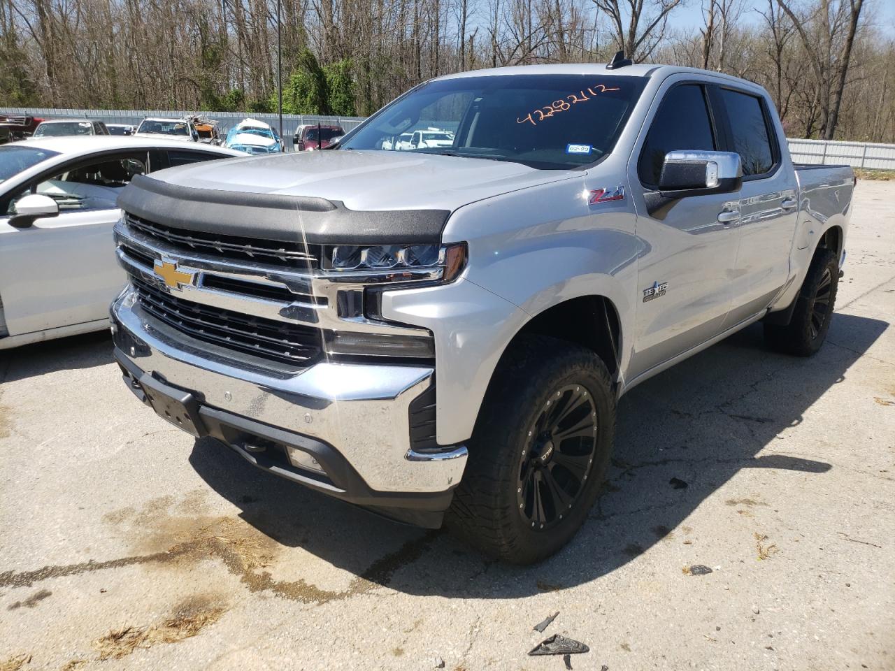 Photo 2 from auction – 2019 CHEVROLET SILVERADO with VIN 1GCUYDED4KZ136479