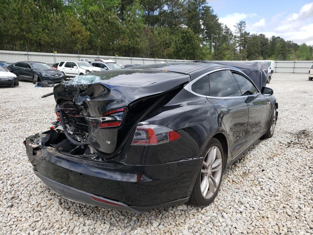 Photo 4 from auction – 2015 TESLA MODEL S with VIN 5YJSA1E12FF119174