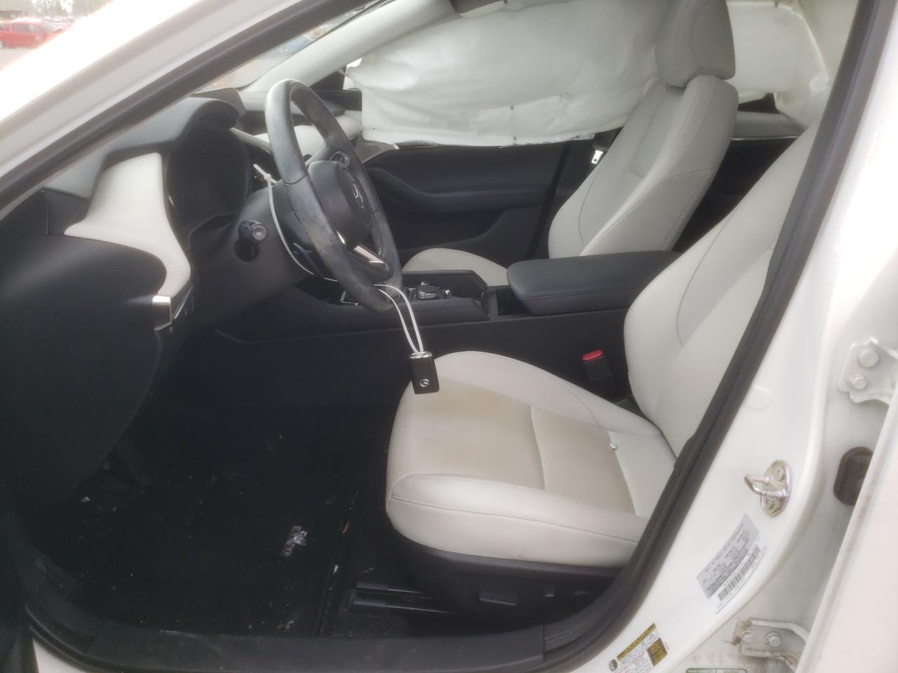 Photo 19 from auction – 2019 MAZDA 3 PREFERRE with VIN JM1BPACM9K1101754