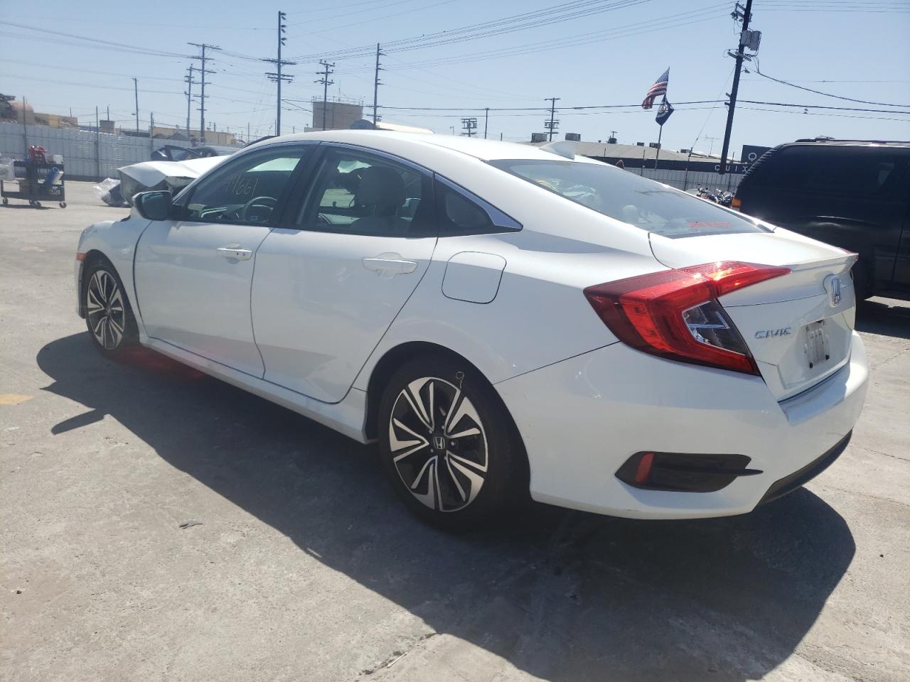 Photo 3 from auction – 2016 HONDA CIVIC EX with VIN 2HGFC1F32GH640291