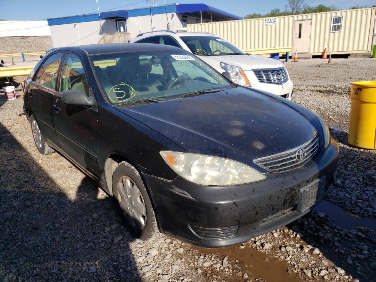Photo 1 from auction – 2005 TOYOTA CAMRY LE with VIN 4T1BE32K85U061165
