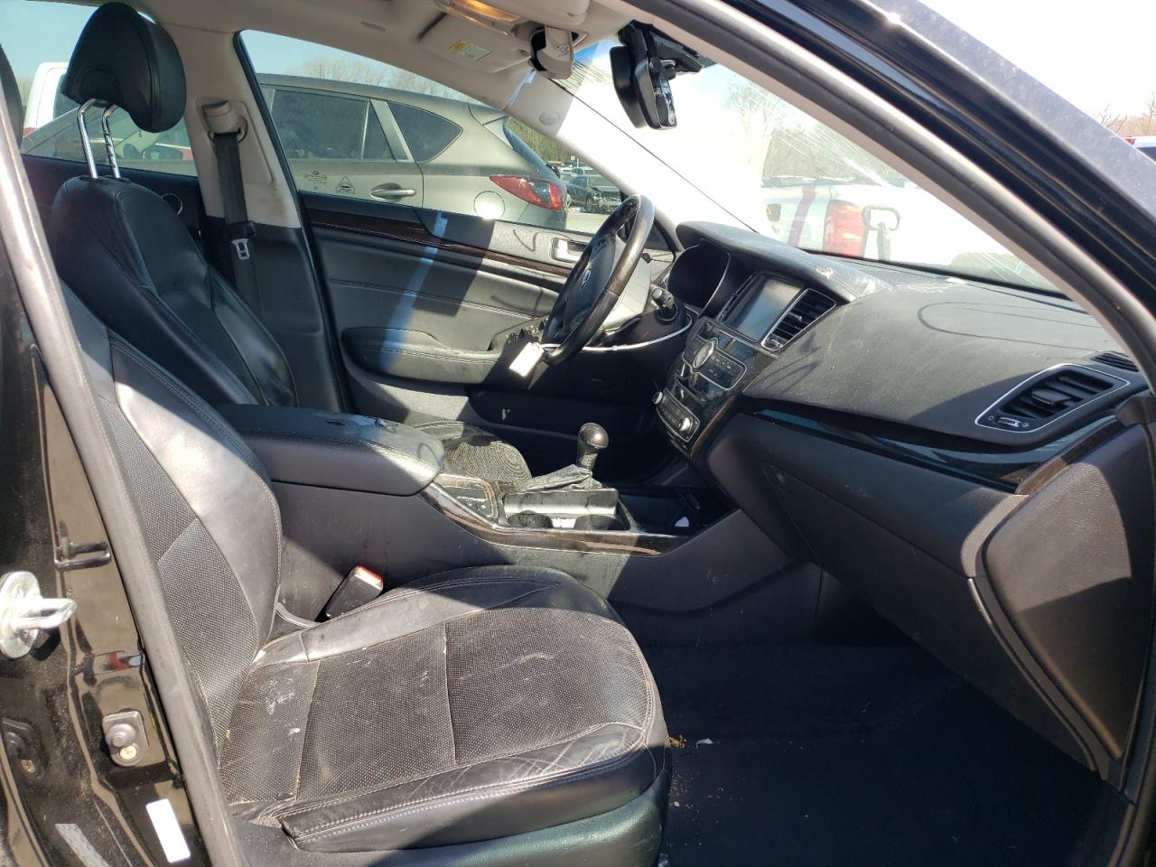 Photo 5 from auction – 2014 KIA CADENZA PR with VIN KNALN4D73E5145621