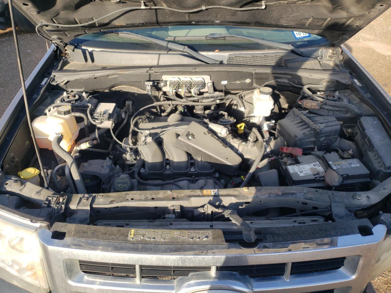 Photo 7 from auction – 2008 FORD ESCAPE XLT with VIN 1FMCU93188KE59993