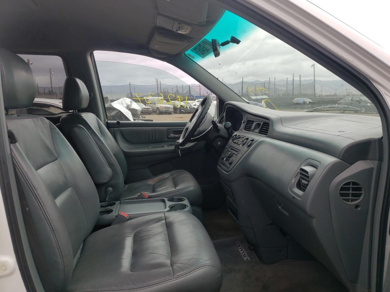 Photo 5 from auction – 2004 HONDA ODYSSEY EX with VIN 5FNRL180X4B042059