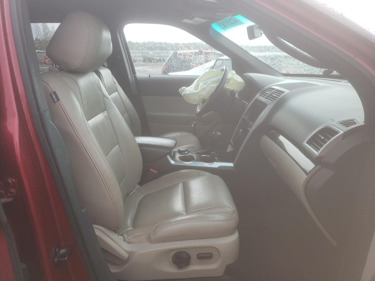 Photo 5 from auction – 2013 FORD EXPLORER L with VIN 1FM5K8F83DGA89339