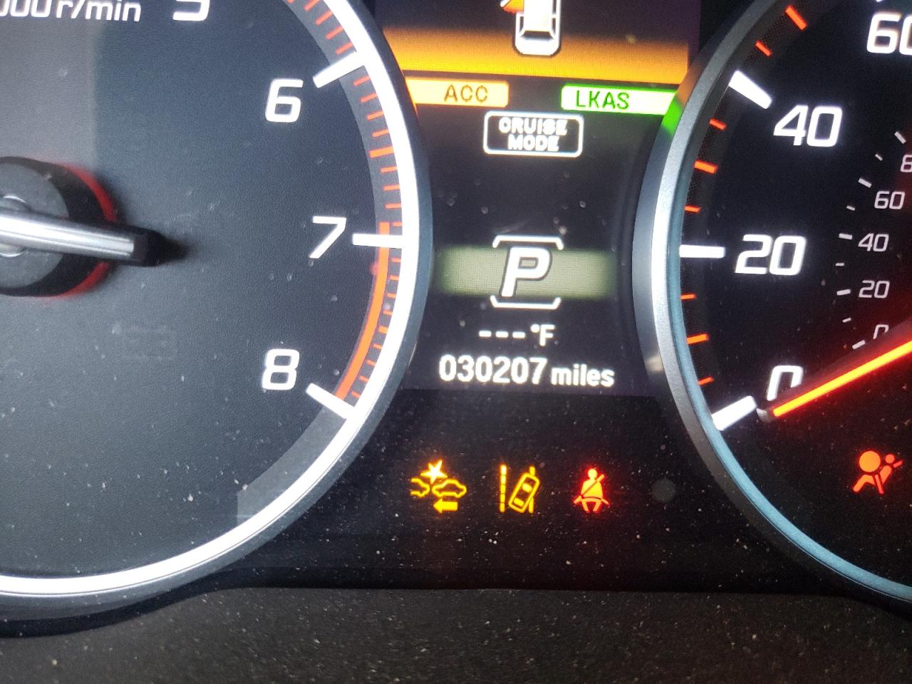 Photo 8 from auction – 2019 ACURA ILX PREMIU with VIN 19UDE2F83KA008135