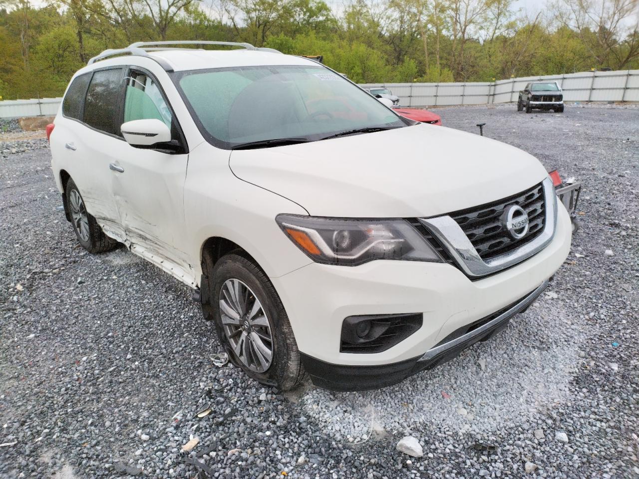 NISSAN PATHFINDER 2019 with VIN 5N1DR2MN0KC652459 - Photo from auction