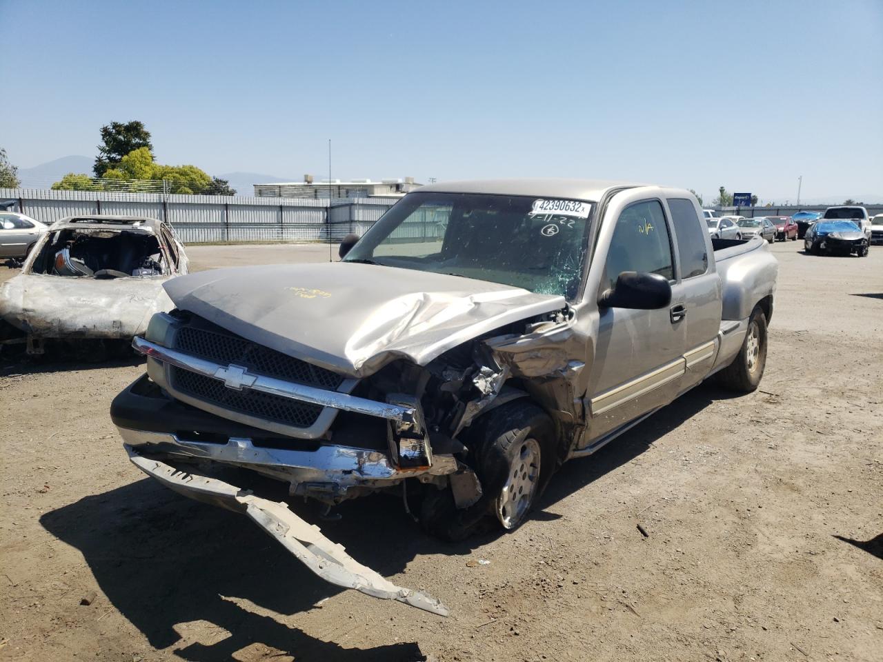 Photo 2 from auction – 2003 CHEVROLET SILVERADO with VIN 1GCEC19T33Z345054