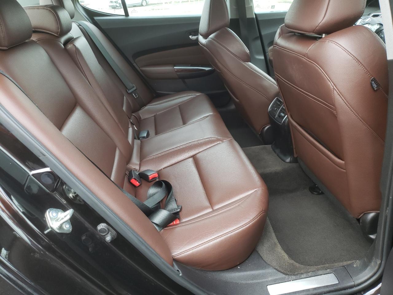 Photo 6 from auction – 2015 ACURA TLX with VIN 19UUB1F35FA014418
