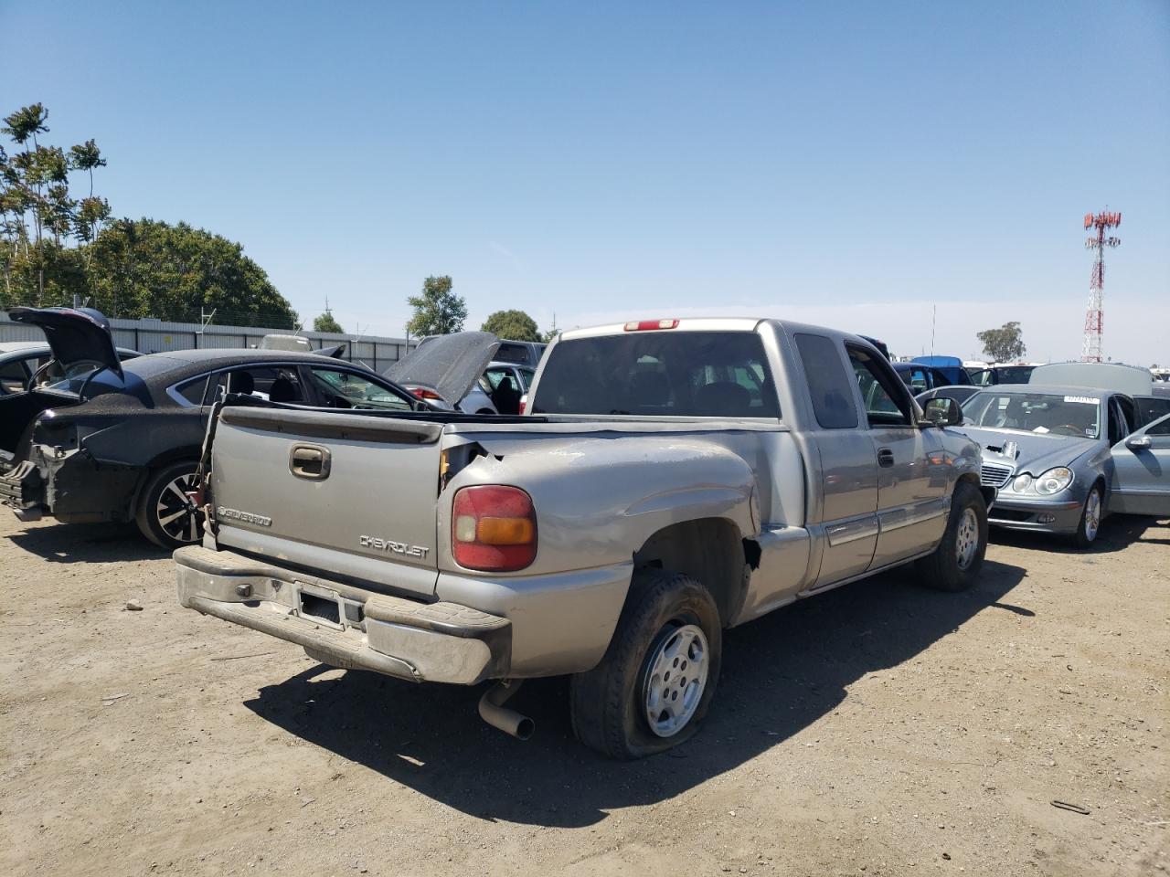 Photo 4 from auction – 2003 CHEVROLET SILVERADO with VIN 1GCEC19T33Z345054