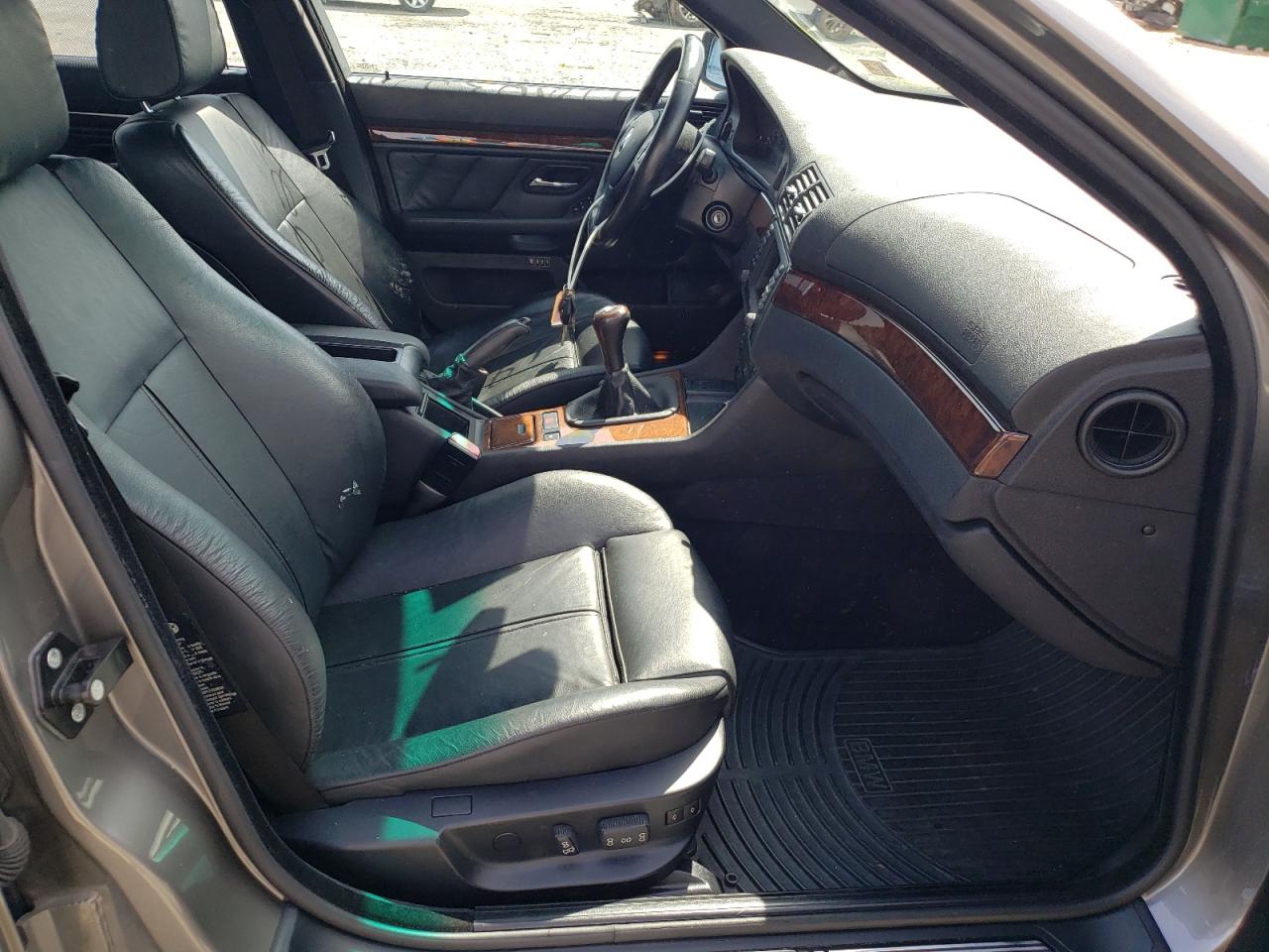 Photo 5 from auction – 2003 BMW 540 I with VIN WBADN534X3GF71652