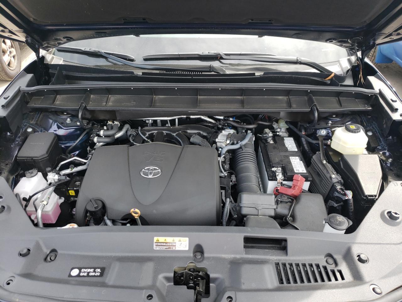 Photo 7 from auction – 2022 TOYOTA HIGHLANDER with VIN 5TDGZRAH4NS541599