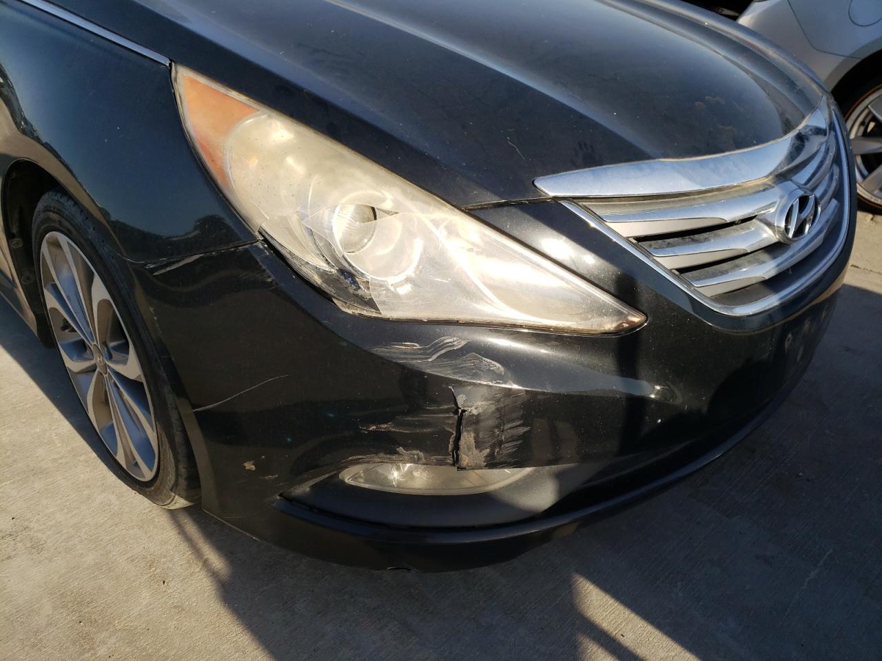 Photo 9 from auction – 2014 HYUNDAI SONATA SE with VIN 5NPEC4AB3EH849196