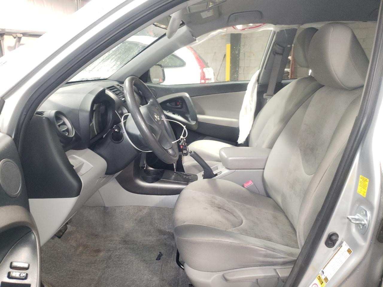 Photo 5 from auction – 2010 TOYOTA RAV4 with VIN JTMZF4DV3AD023723