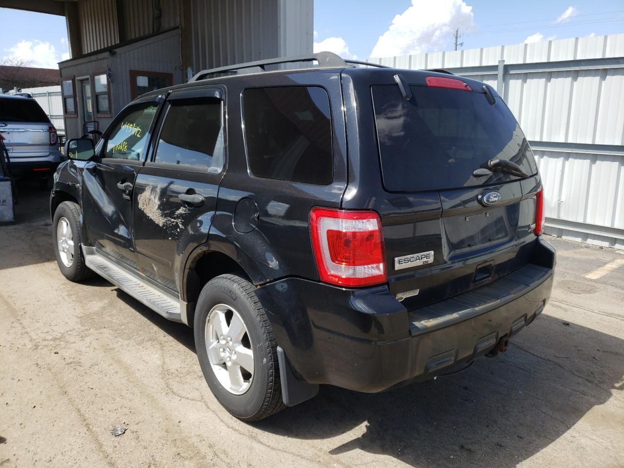Photo 3 from auction – 2011 FORD ESCAPE XLT with VIN 1FMCU9DG9BKA77661