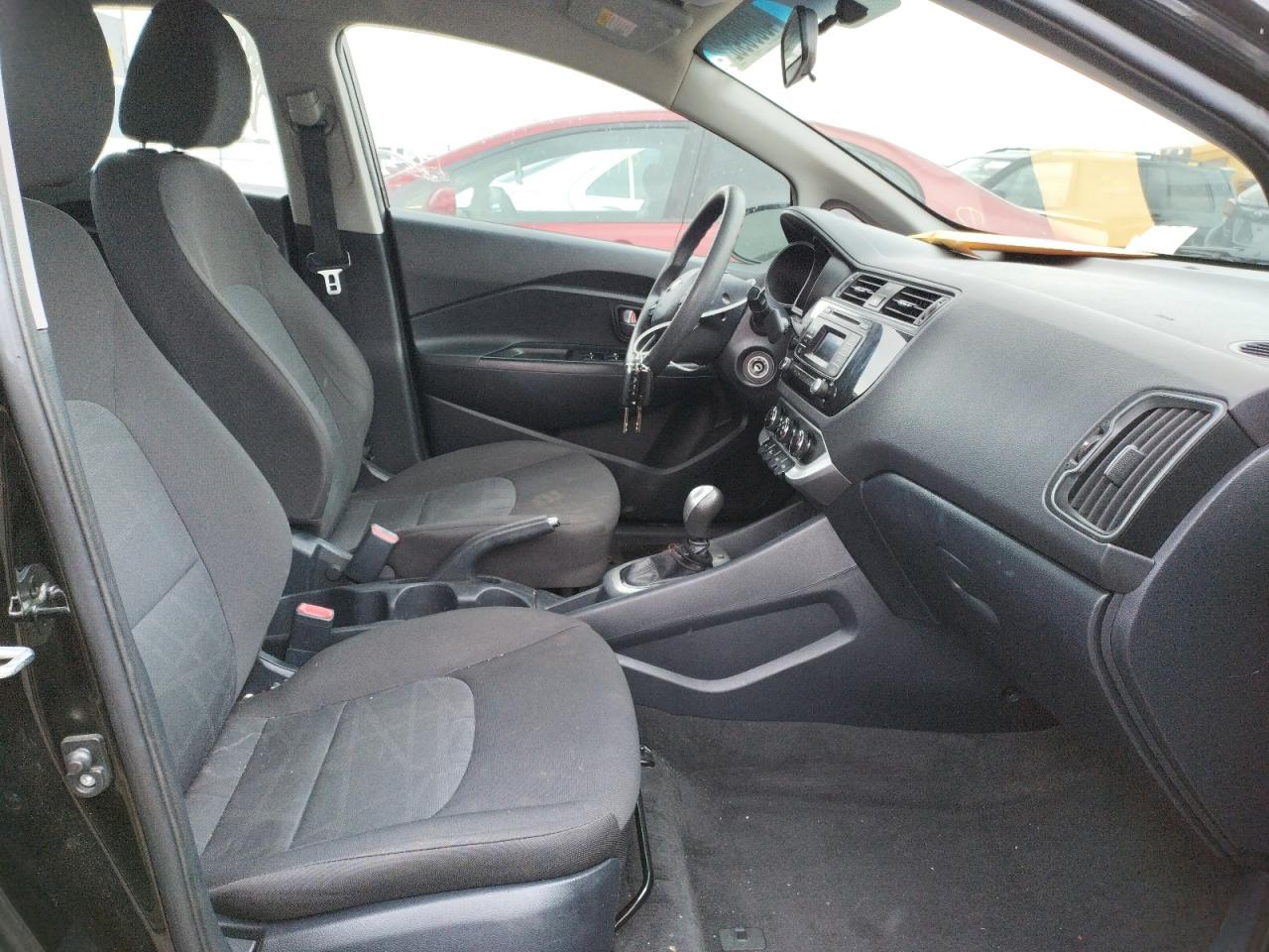 Photo 5 from auction – 2017 KIA RIO with VIN KNADM4A31H6026859