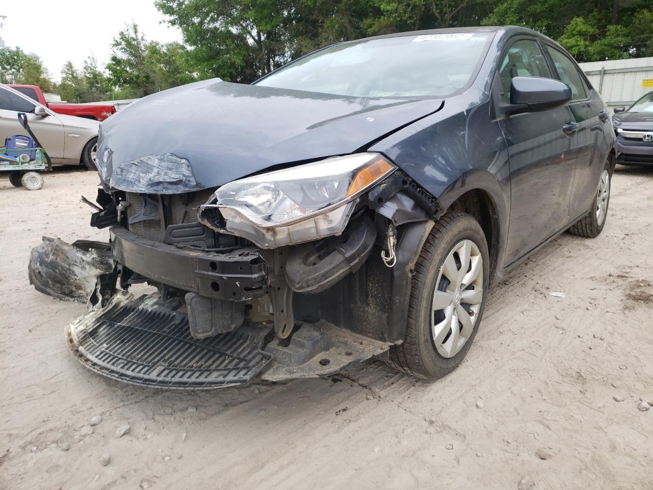 Zdjęcie 2 z aukcji – 2016 TOYOTA COROLLA L z VIN 5YFBURHE0GP466657